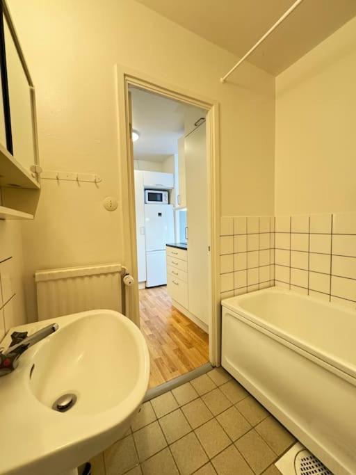 Laegenhet I Centrala Lidkoeping - Myhostel المظهر الخارجي الصورة